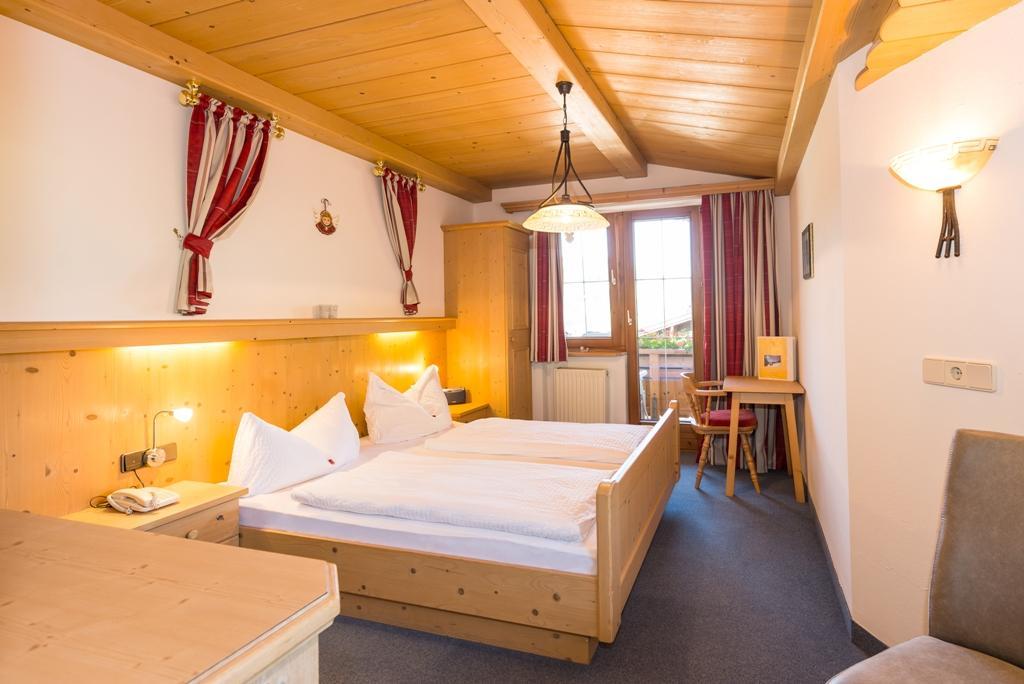 Hotel Landhaus Marchfeld Oberau Extérieur photo