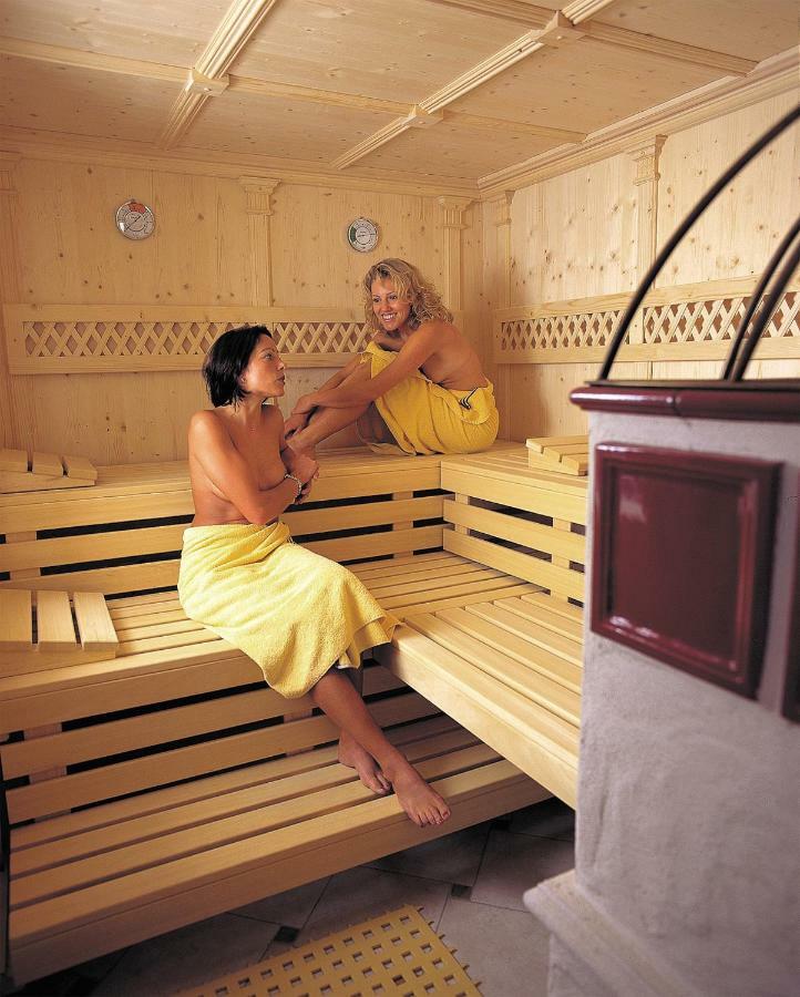 Hotel Landhaus Marchfeld Oberau Extérieur photo